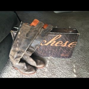 Lucchese Woman’s 8.5 Goatskin Roper